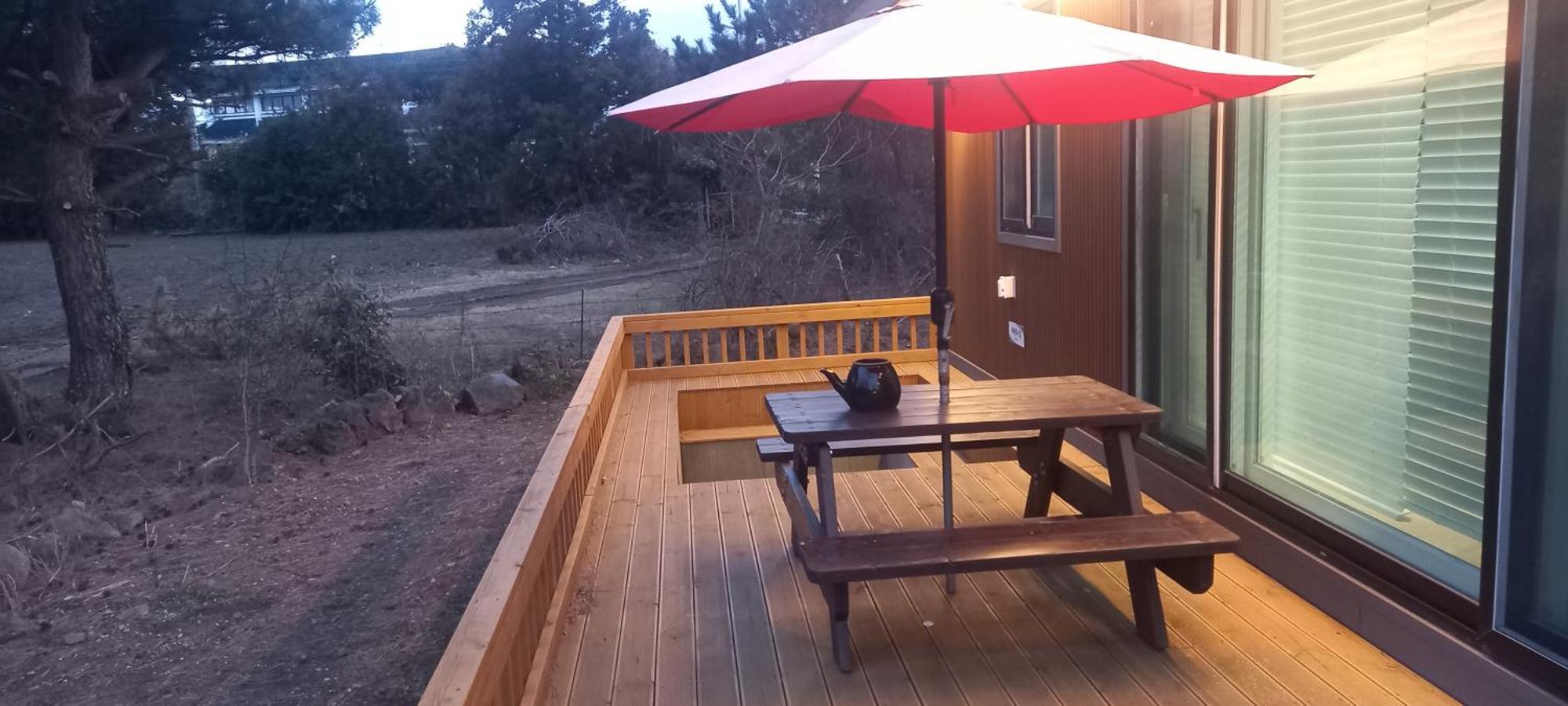 Hamdeok Pool Villa Pension Jeju Bagian luar foto
