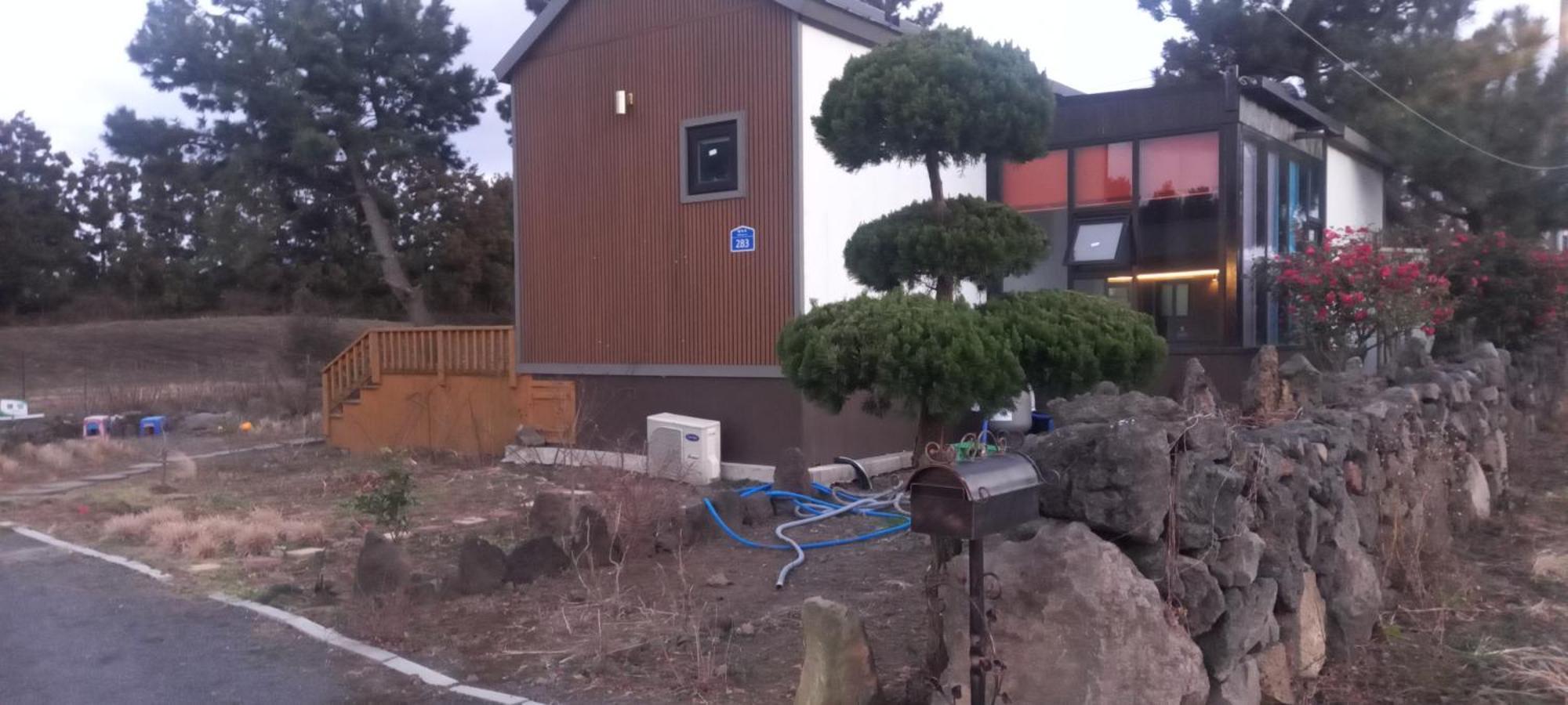 Hamdeok Pool Villa Pension Jeju Bagian luar foto